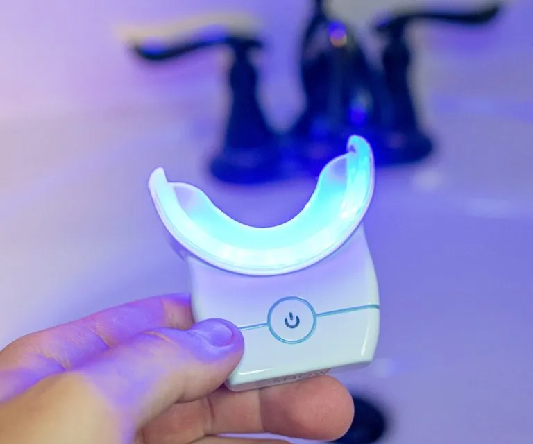 /img/25885-alternatives-to-teeth-whitening.webp