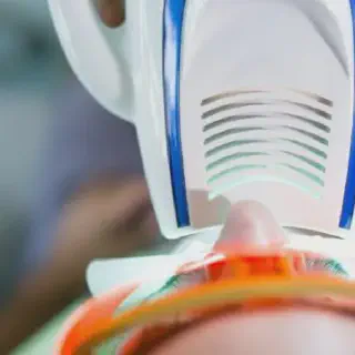 /img/25893-healthy-smile-teeth-whitening.webp