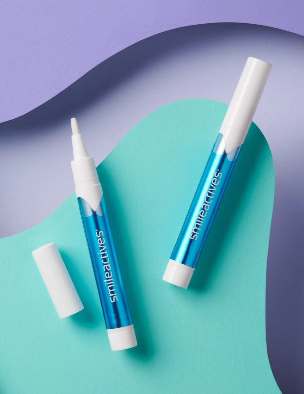 /img/25911-choosing-whitening-pen.webp