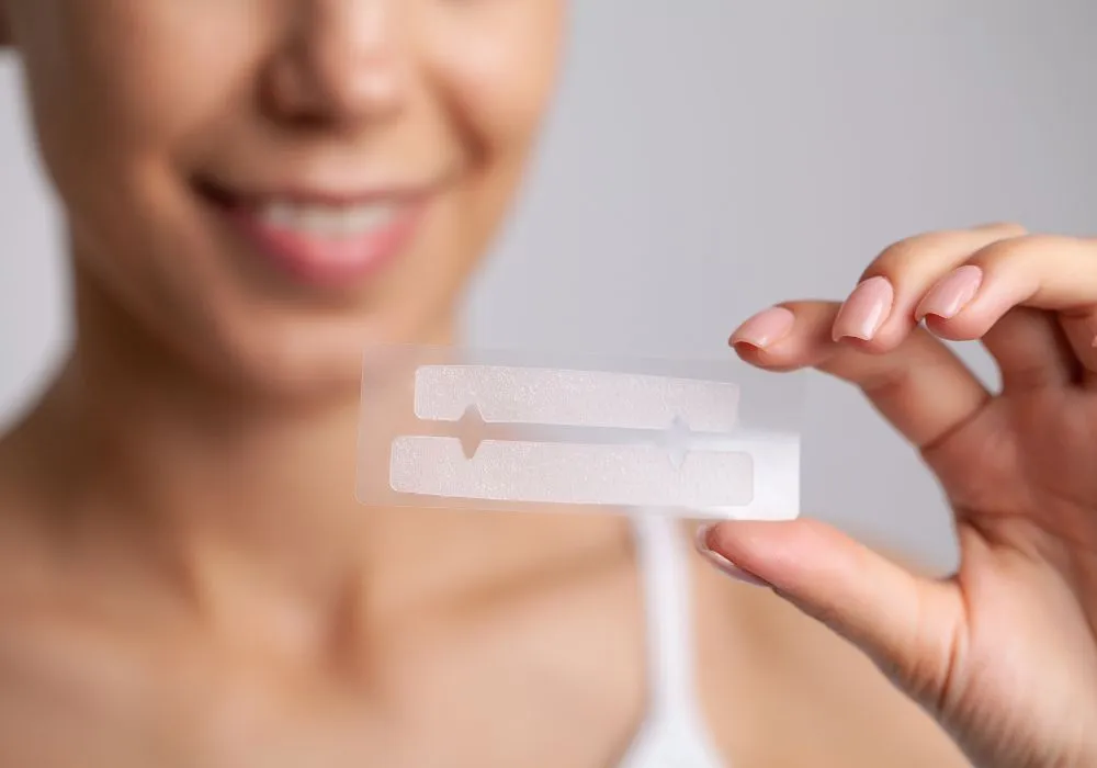 /img/25924-teeth-whitening-results.webp