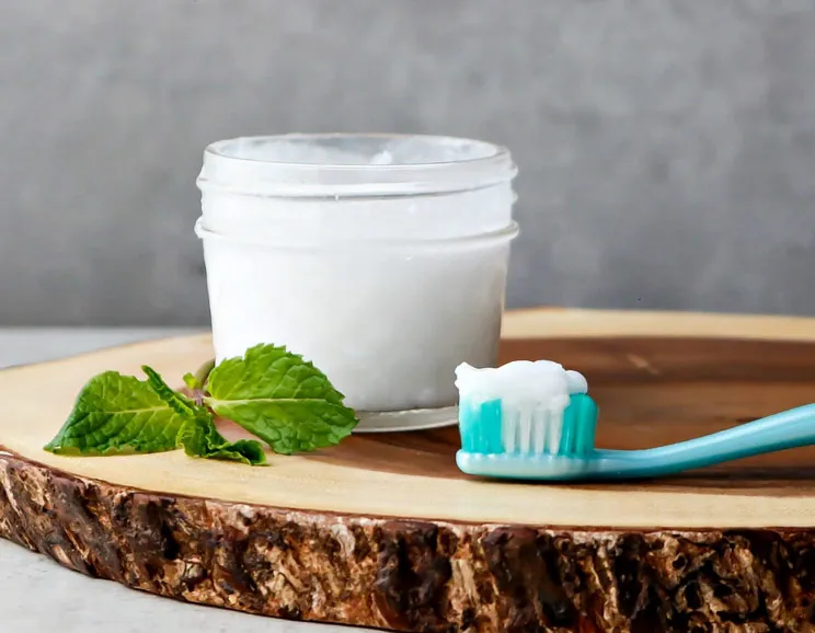 25929 applying toothpaste
