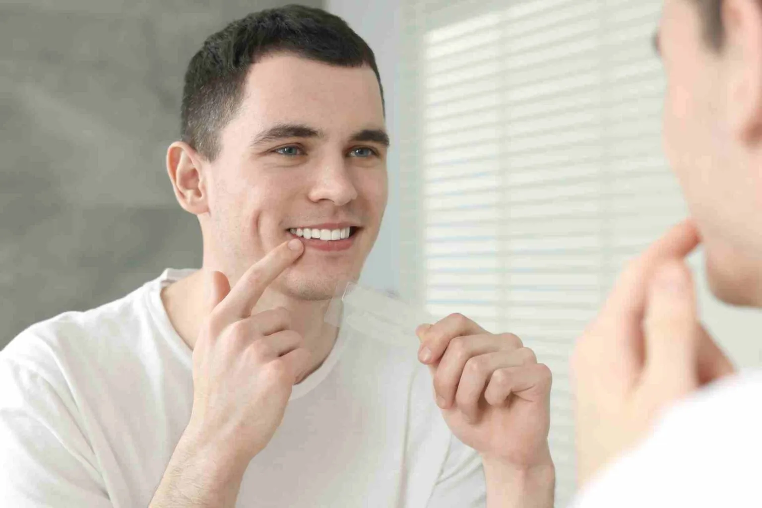 25935 teeth whitening strips package