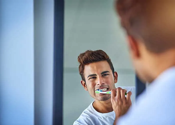 /img/25945-teeth-whitening-results.webp