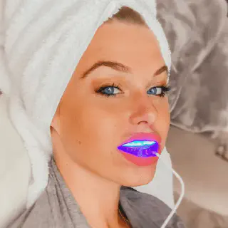/img/26000-snow-whitening-consultation.webp