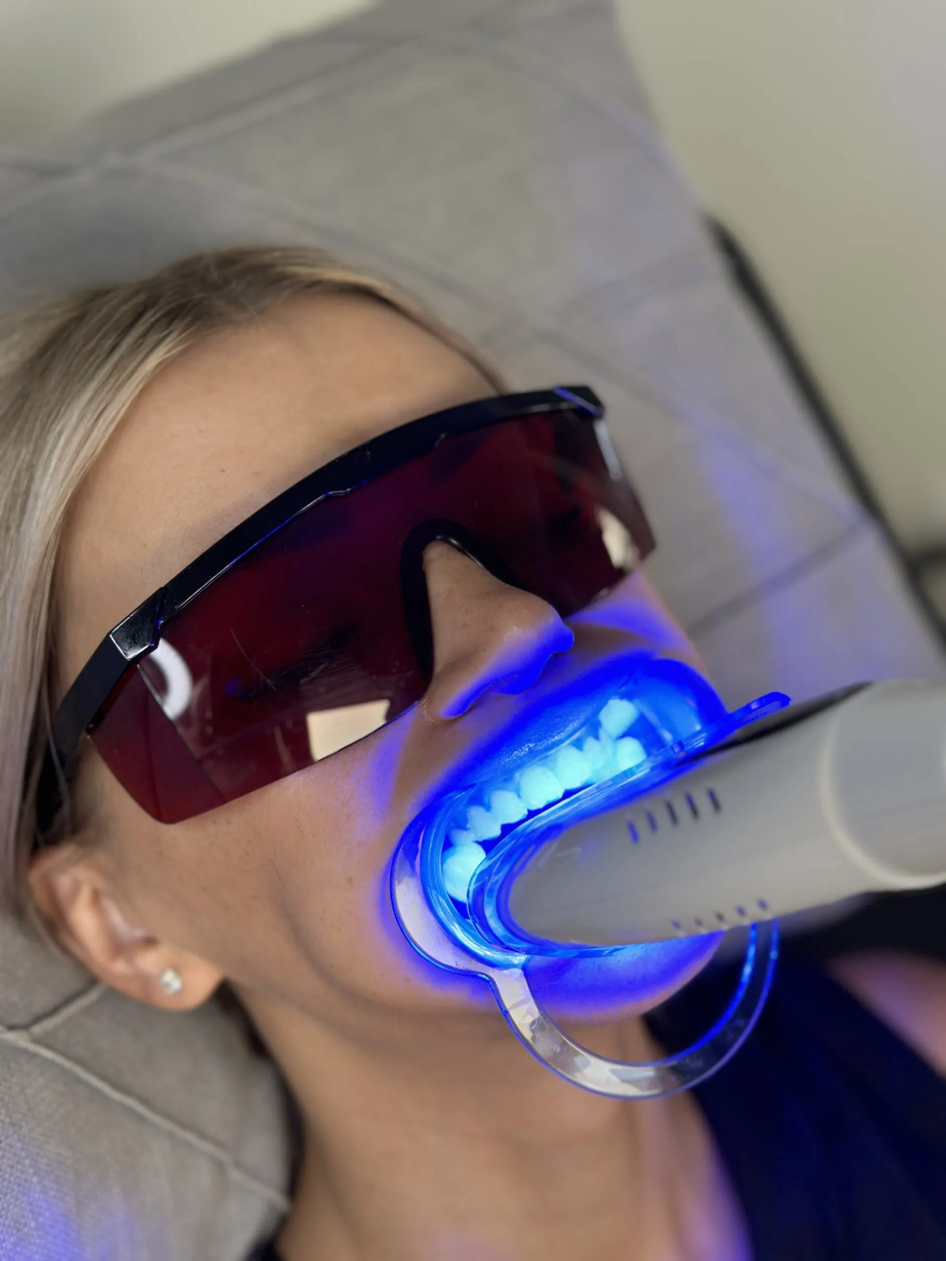 26043 dentist teeth whitening