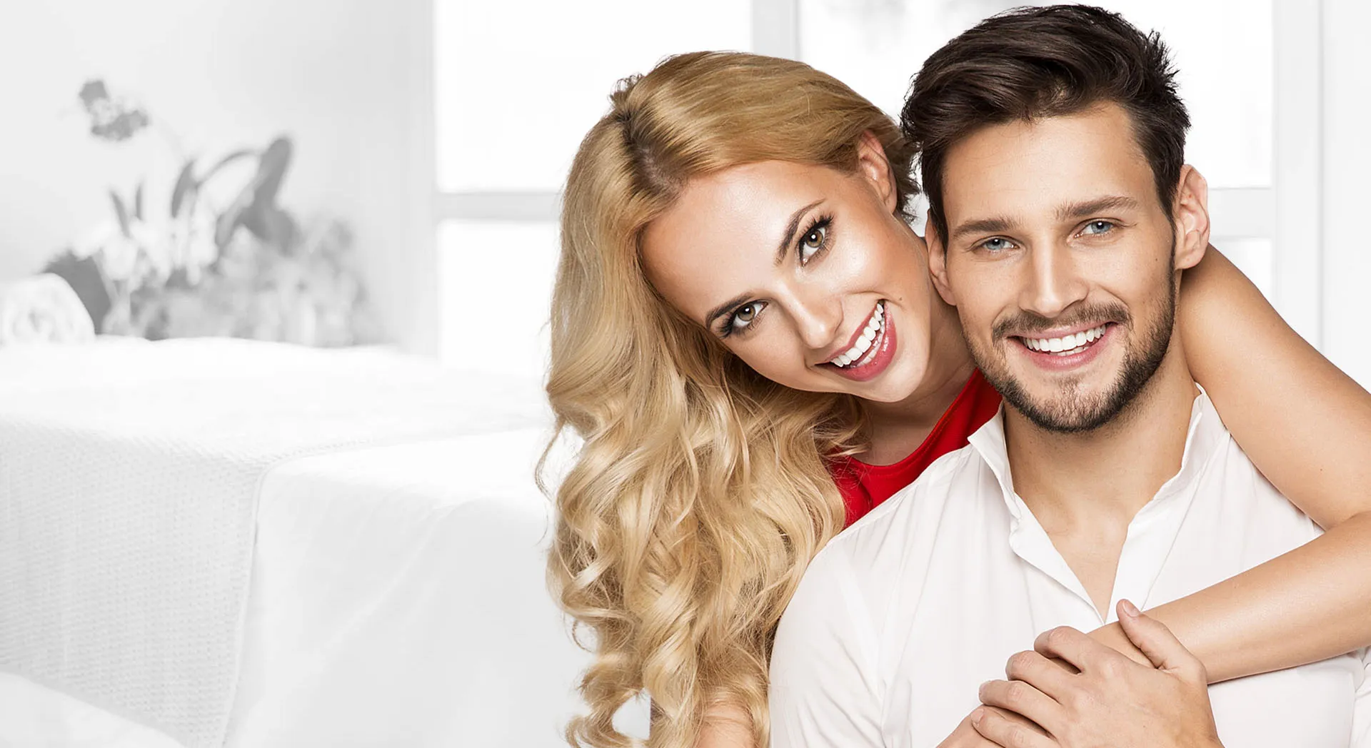 /img/26060-healthy-smile.webp