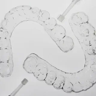 /img/26119-nyc-teeth-whitening-cost-7.webp