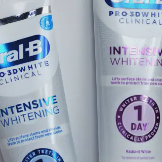 /img/26124-oral-b-products.webp