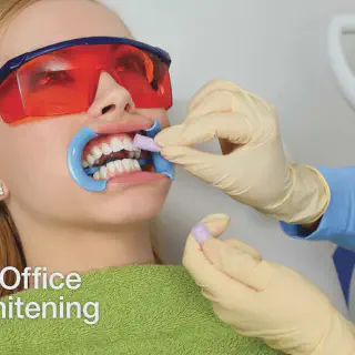 /img/26135-teeth-whitening-startup-compliance.webp