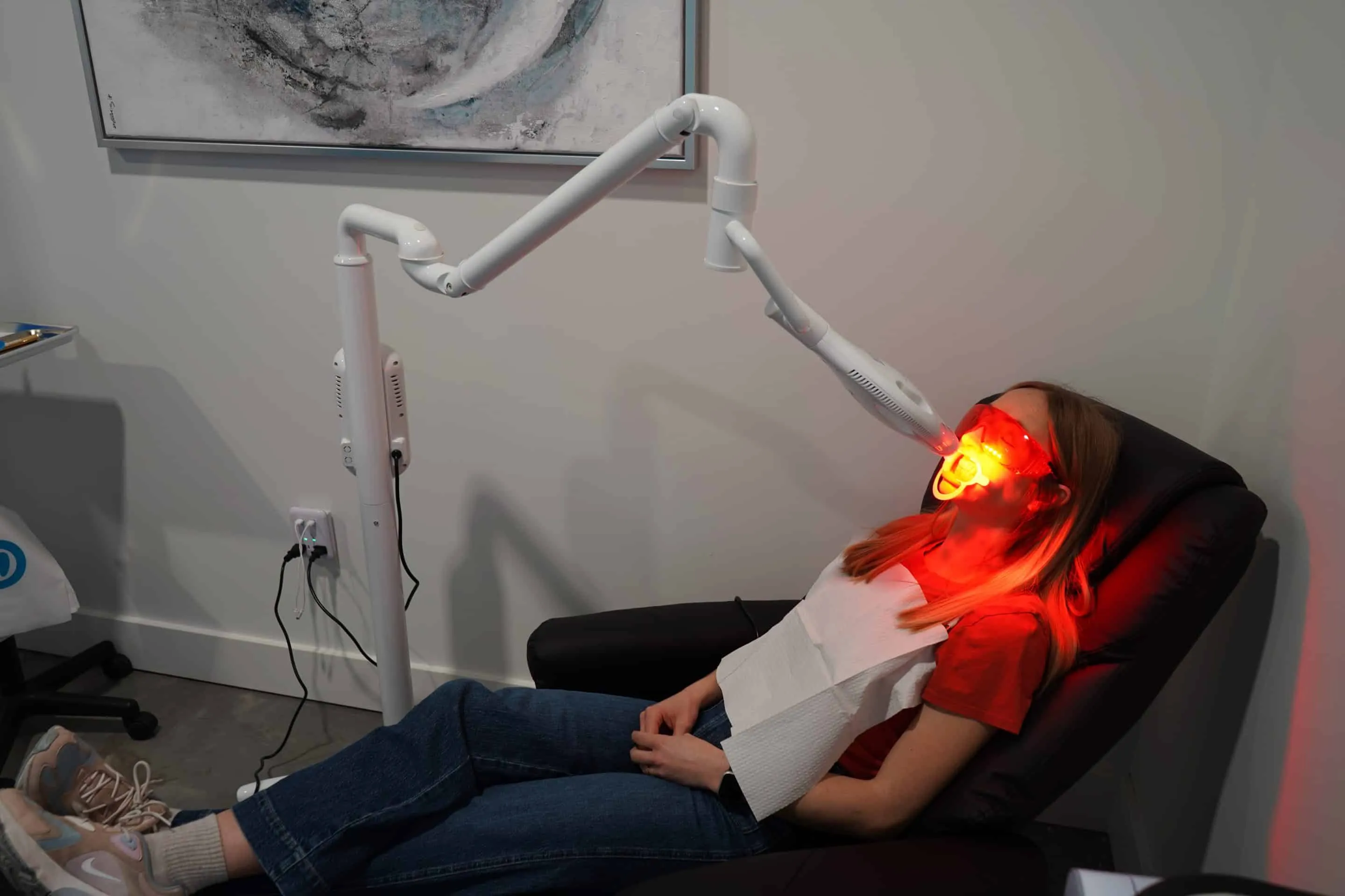 26142 laser whitening teeth
