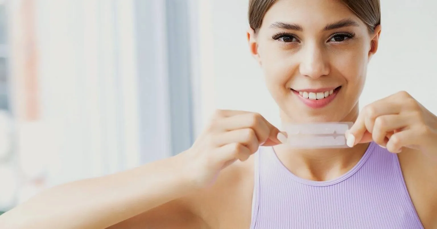/img/26182-teeth-whitening-choosing.webp
